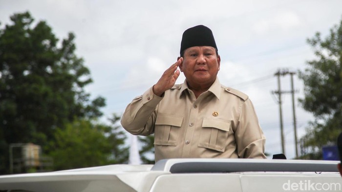 Prabowo Sebut Ada Orang Pintar di RI tapi Serakah: Mau Atur Impor dari Luar