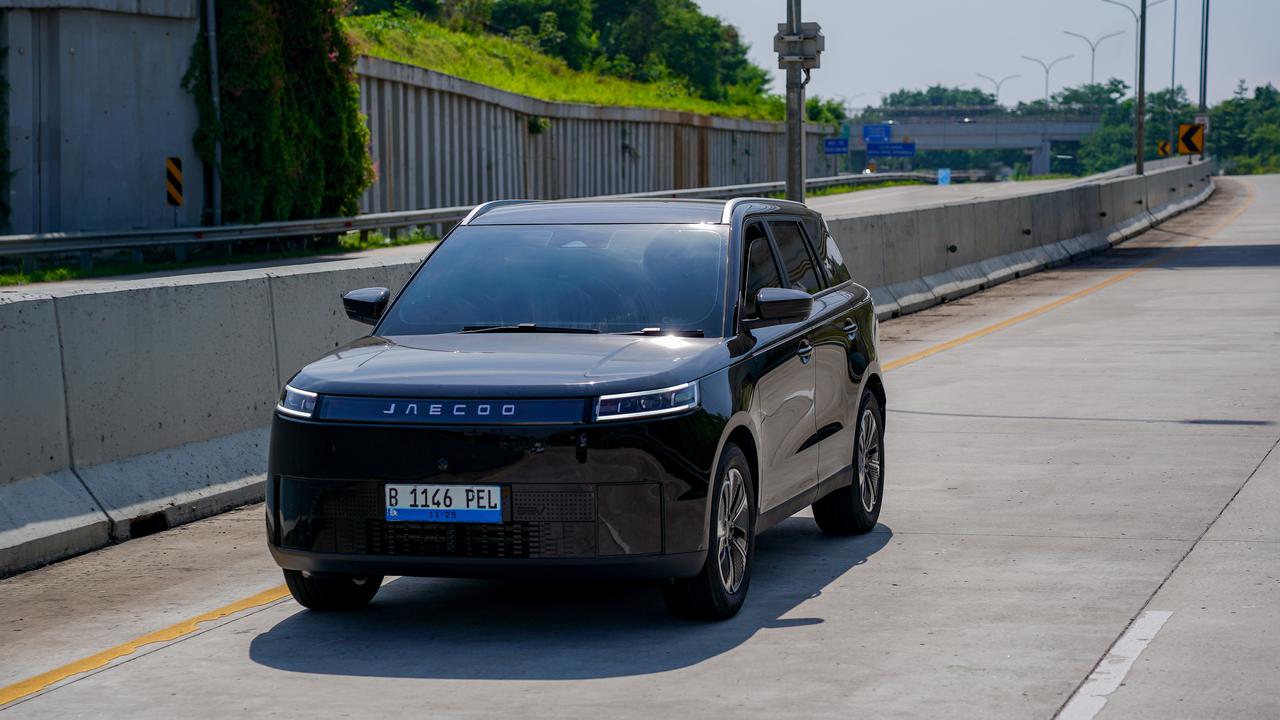 Mudik Pakai Mobil Listrik Tanpa Khawatir Kehabisan Daya, Begini Tips Amannya