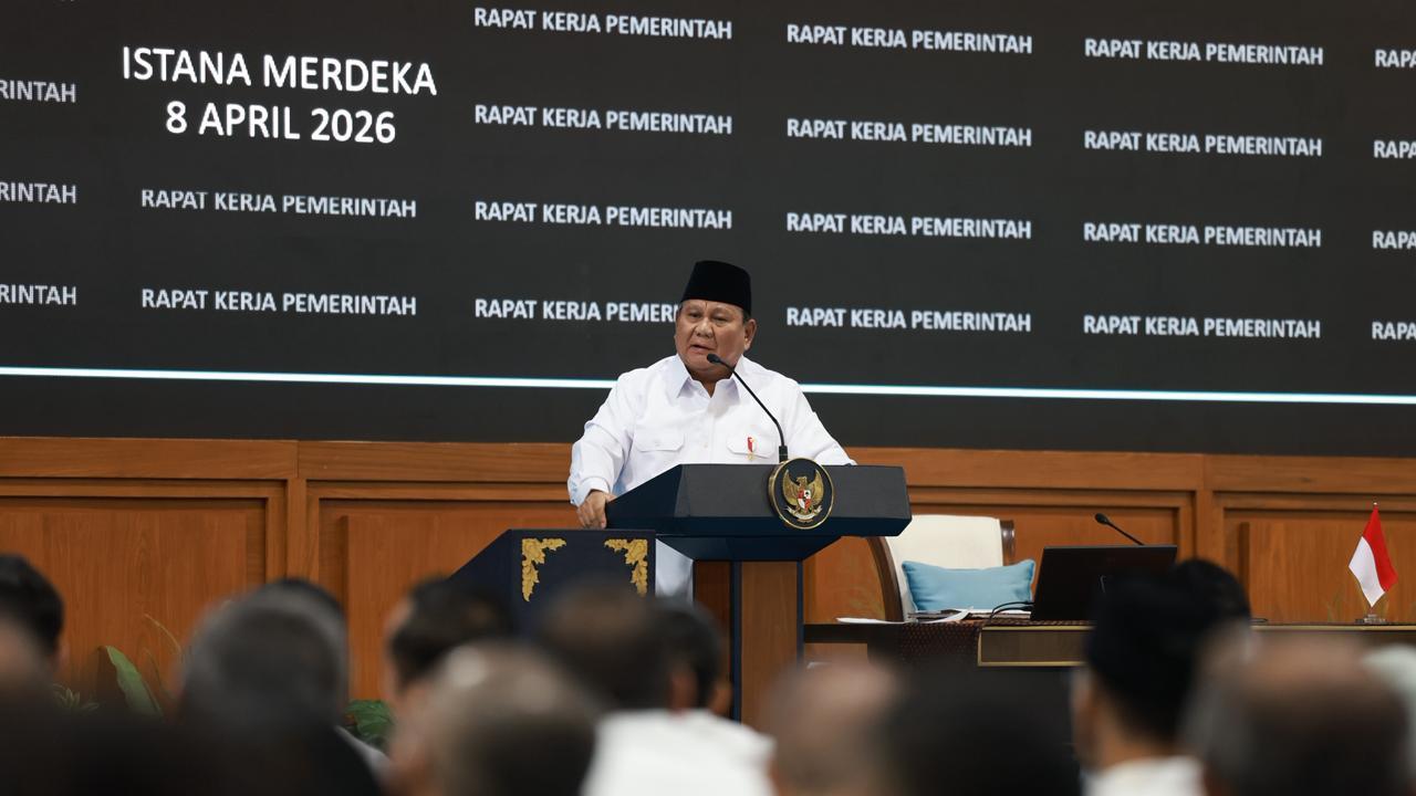 Prabowo: Menhut Ini Oke Juga Dia, Belum Kasih Izin Potong Kayu